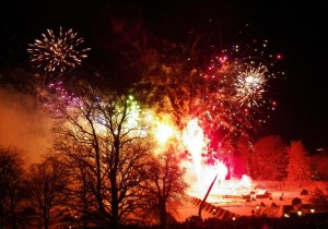 Das 23. Advents-Feuerwerk der UNT