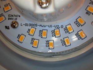 Detail of the LED array inside the IKEA LEDARE 1000lm bulb.